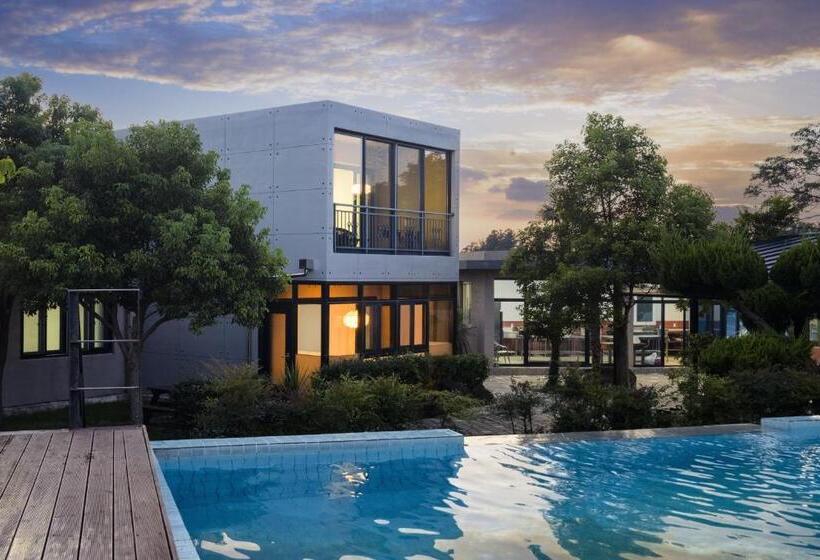 Jeju Aewol Hongsland Pension