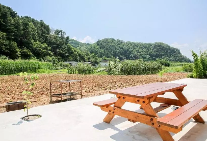 Majatalo Poolip Family House