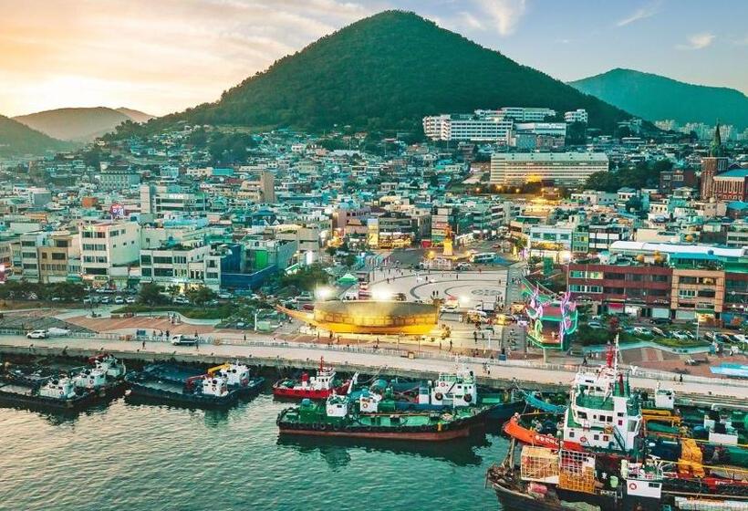 Yeosu Jinnam Mansion Pension