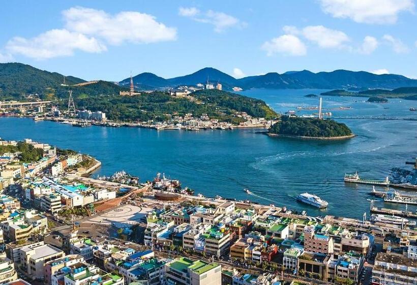 Yeosu Jinnam Mansion Pension