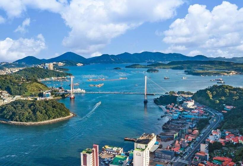 Yeosu Jinnam Mansion Pension