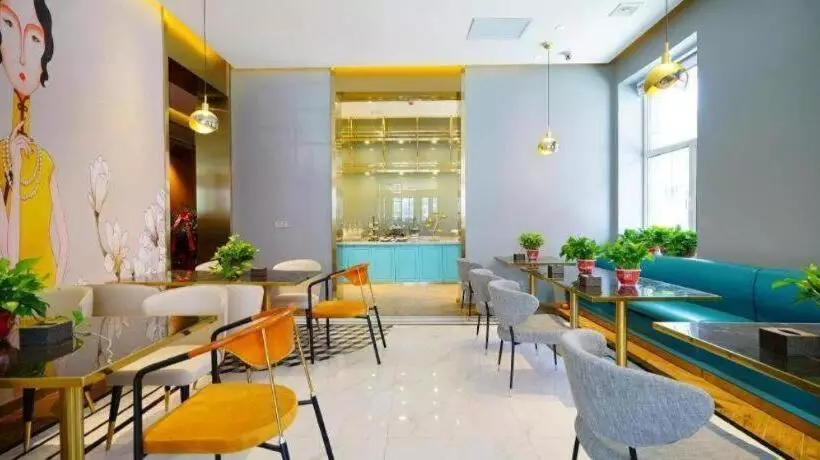 Hanting Hotel Hailar Railway Station Central Street