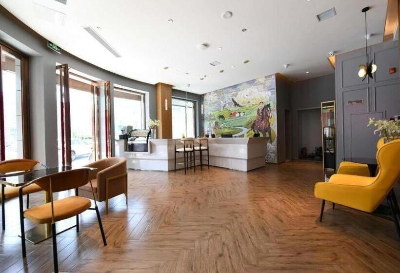 Hanting Hotel Hailar Railway Station Central Street