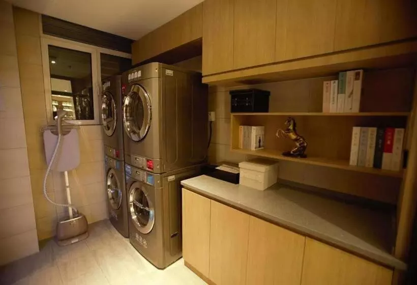 Hanting Hotel Tangshan Yutian Yahong Bridge