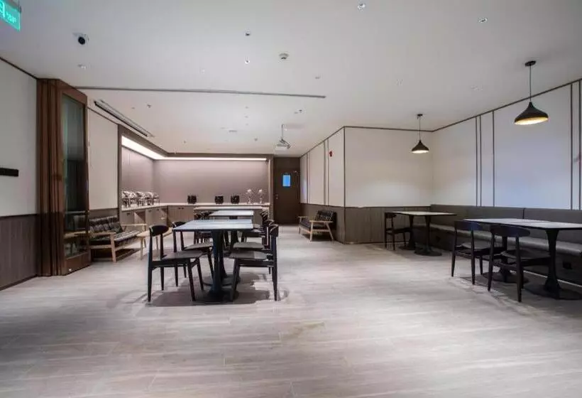 Hanting Hotel Yushu Museum