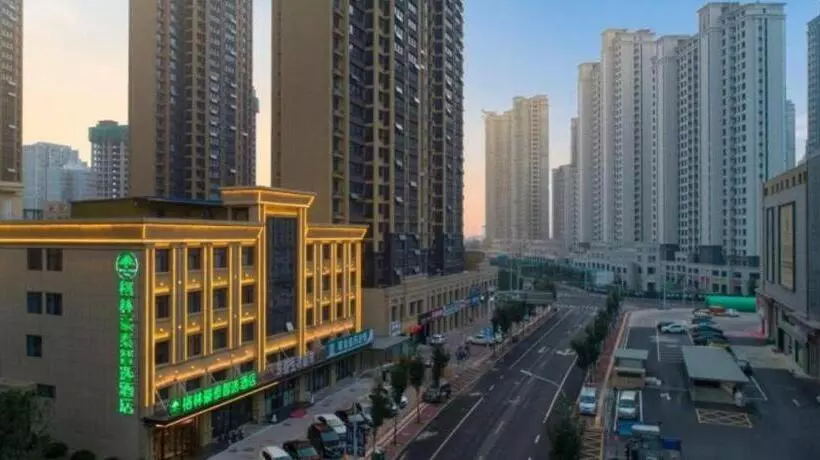 ホテル Green Tree Inn Express Heze University Town