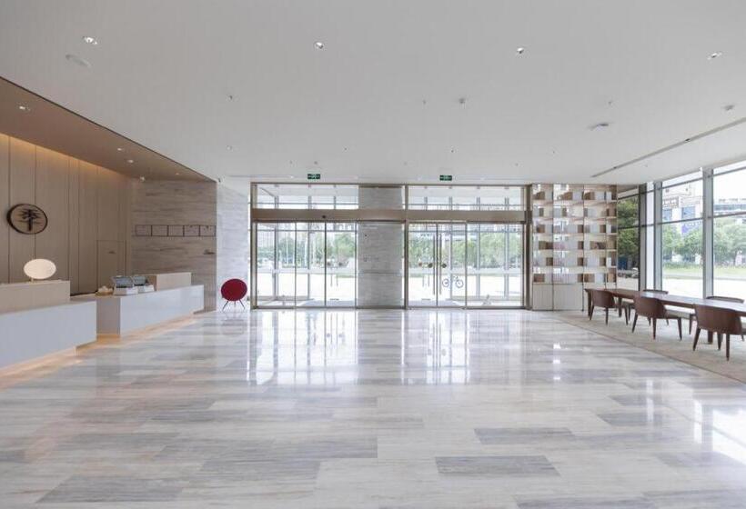 Ji Hotel Changsha Zhongjiao Plaza