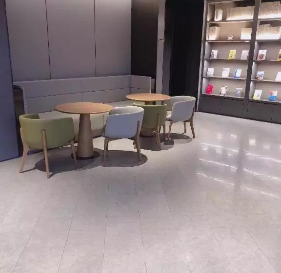 Ji Hotel Liyang Wharf Street