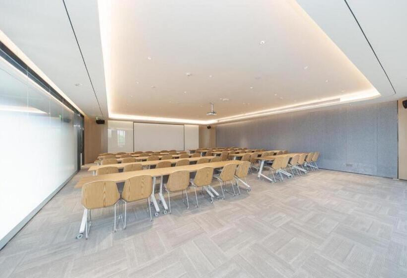 Ji Hotel Wuhan Optics Valley Daxueyuan Road