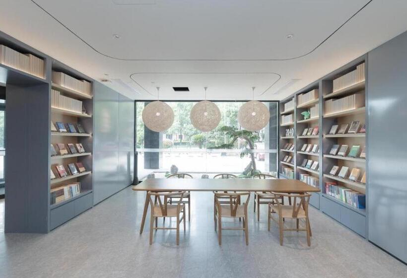 Ji Hotel Wuhan Optics Valley Daxueyuan Road