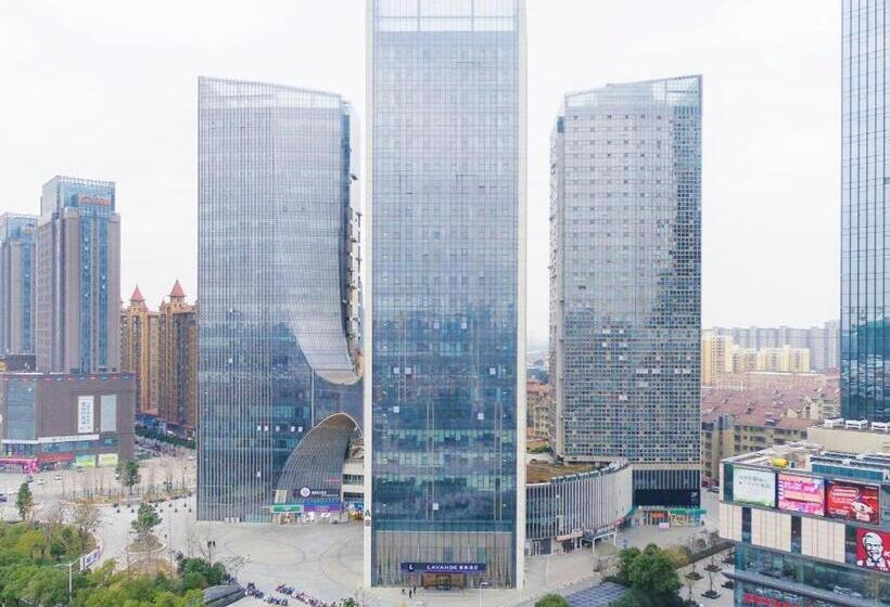 Lavande Hotel Nanchang Aixihu Shida