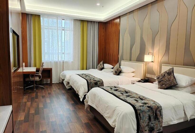 Starway Hotel Urumqi Exhibition Center