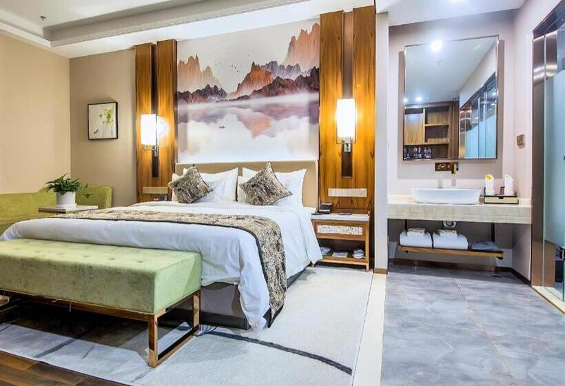 Starway Hotel Urumqi Exhibition Center