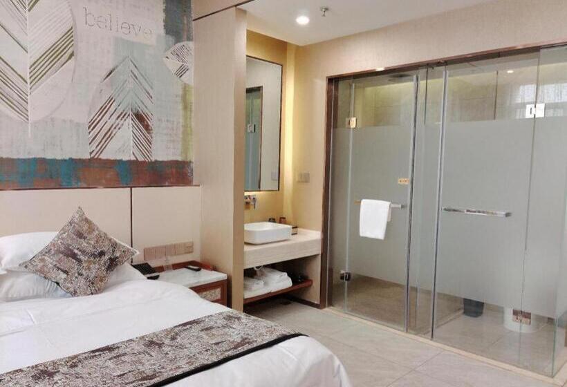 Starway Hotel Urumqi Exhibition Center