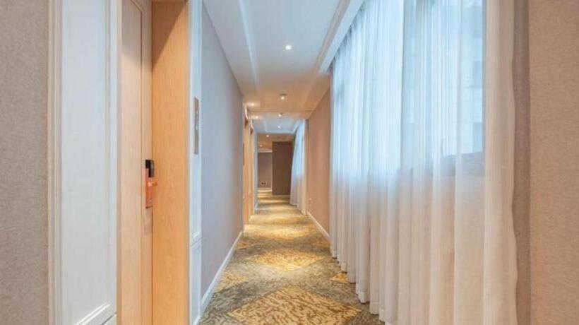 Vienna Hotel Guiyang Huaxi Park