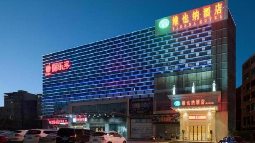 Vienna Hotel Hainan Lingshui Center