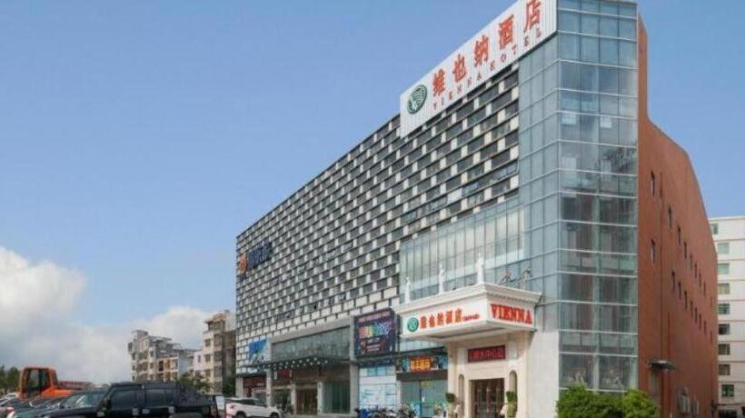 Vienna Hotel Hainan Lingshui Center