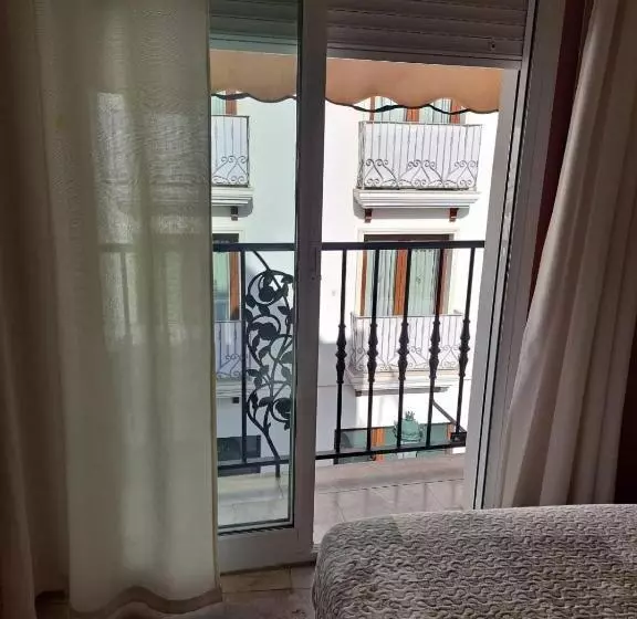 Ostello Hostal Montys