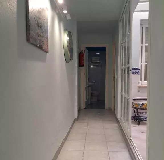 Ostello Hostal Montys