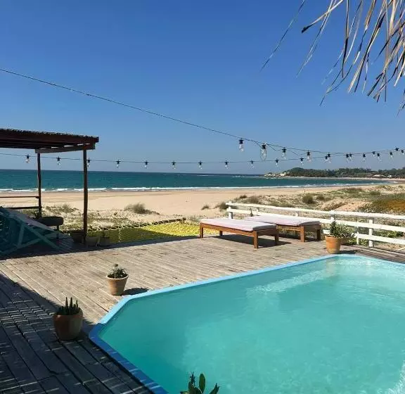 Lehani Beach Hostel