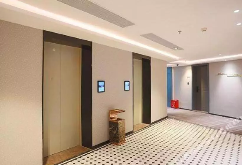 City Comfort Premier Hotel Haikou Wangfujing Haiken Plaza