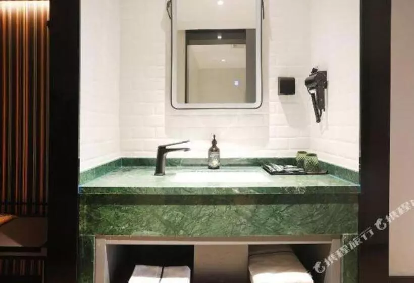 City Comfort Premier Hotel Haikou Wangfujing Haiken Plaza