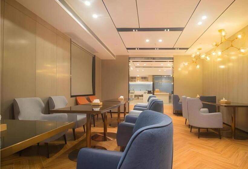 Echarm Hotel Changsha Wuyi Square Railway Metro Station