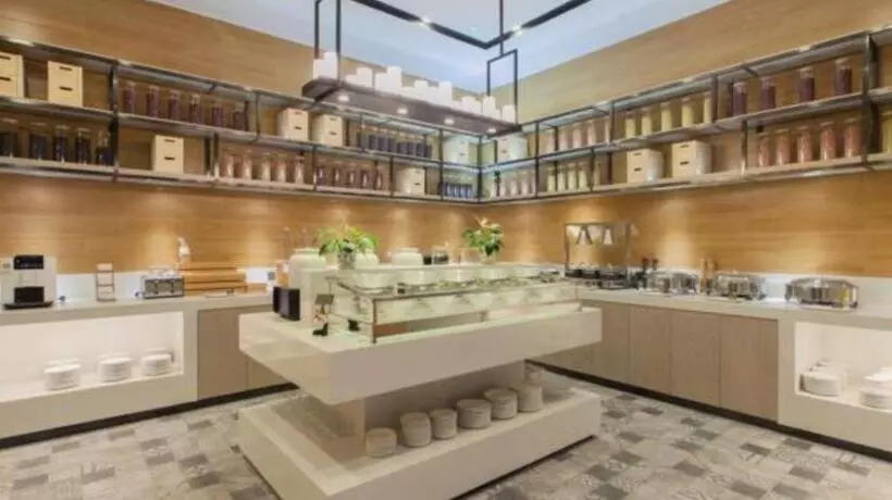 Echarm Hotel Wuhan Univerisity Hongshan Square Metro Station