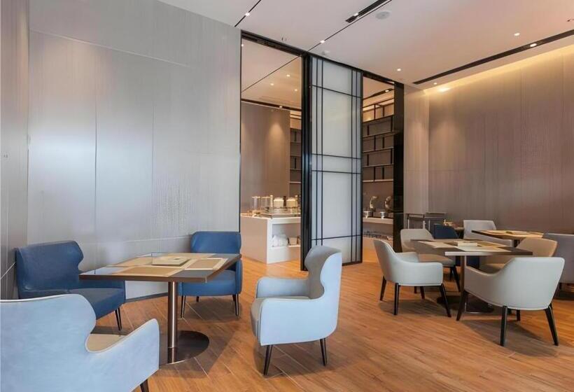 Echarm Hotel Wuhan Univerisity Hongshan Square Metro Station