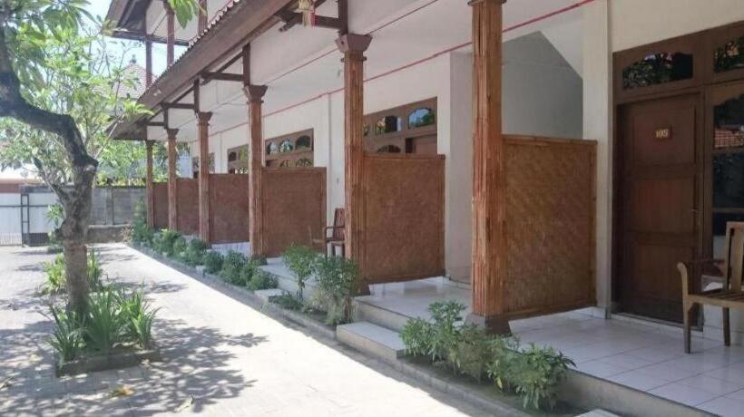 בית מלון כפרי Aget Jaya Ii