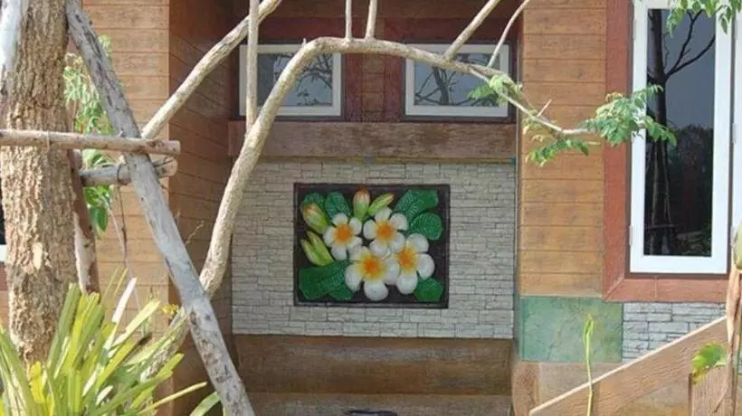 ホテル Baan Imoun