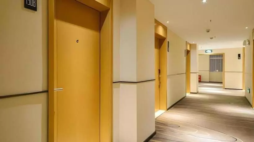 Hotelli City Comfort Inn Jingzhou Beijing Middle Road Renxinhui