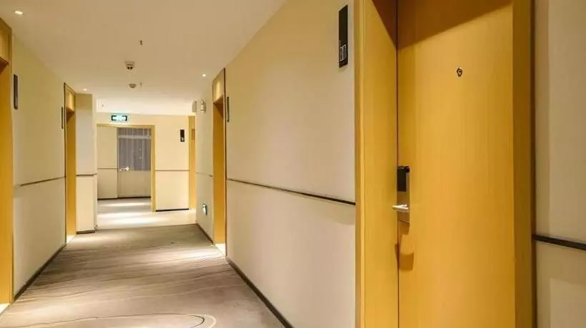 Hotelli City Comfort Inn Jingzhou Beijing Middle Road Renxinhui