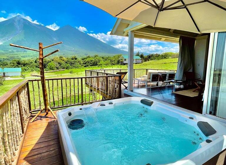 هتل Finca San Cayetano