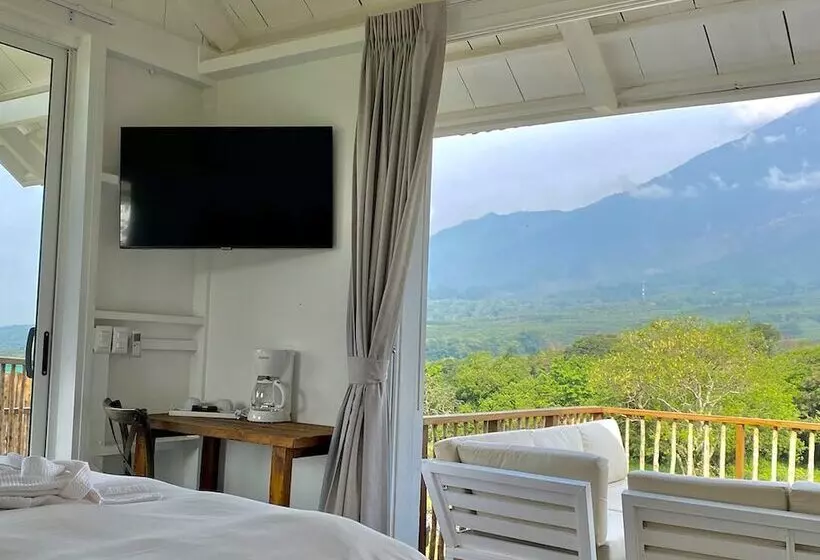 هتل Finca San Cayetano