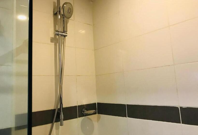 هتل Golden Tulip Ibadan