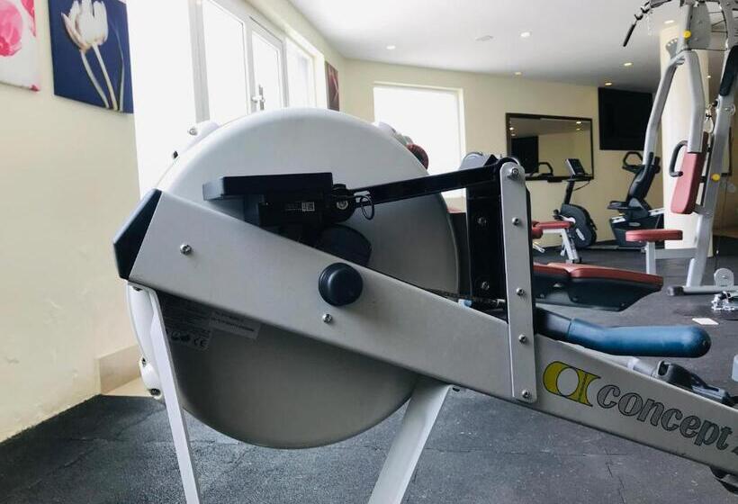 هتل Golden Tulip Ibadan