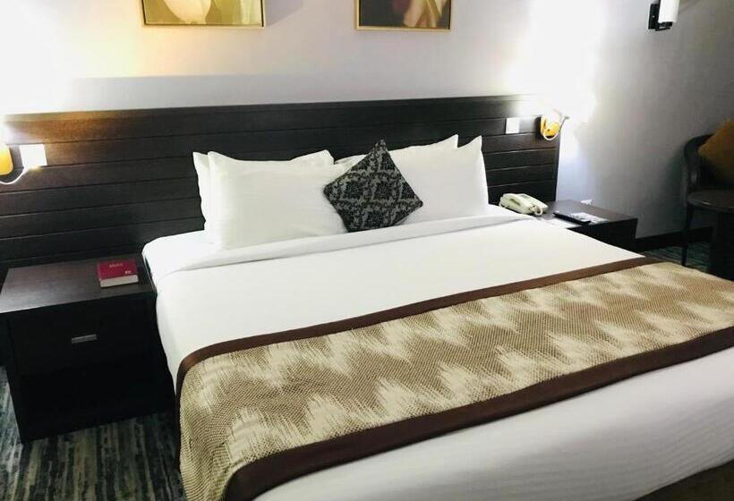 هتل Golden Tulip Ibadan