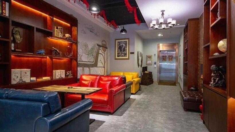 Hôtel James Joyce Coffetel Wuhan Huanlegu Renhe Road Subway Station