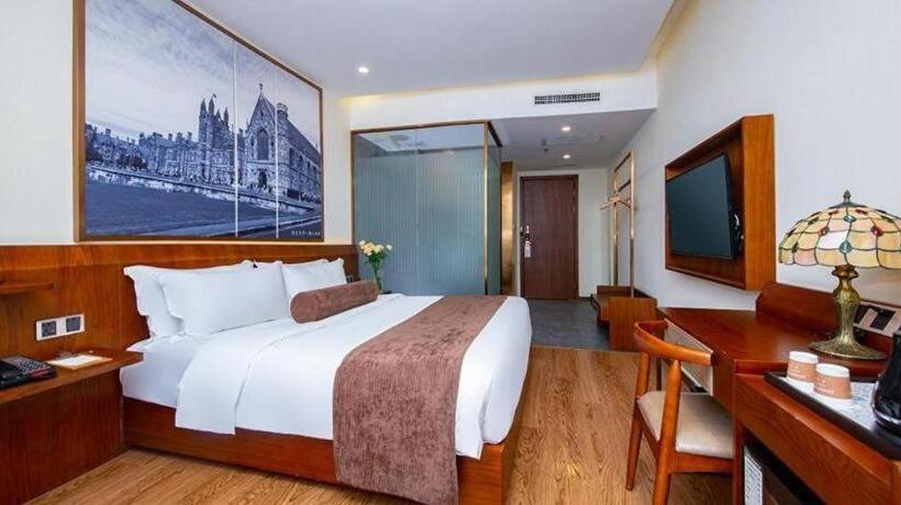 Hôtel James Joyce Coffetel Wuhan Huanlegu Renhe Road Subway Station