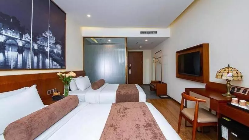 Hotelli James Joyce Coffetel Wuhan Huanlegu Renhe Road Subway Station