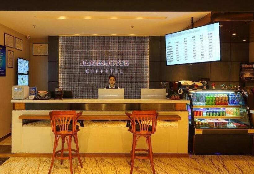 Hotelli James Joyce Coffetel·shenyang North Railway Station Shifu Square