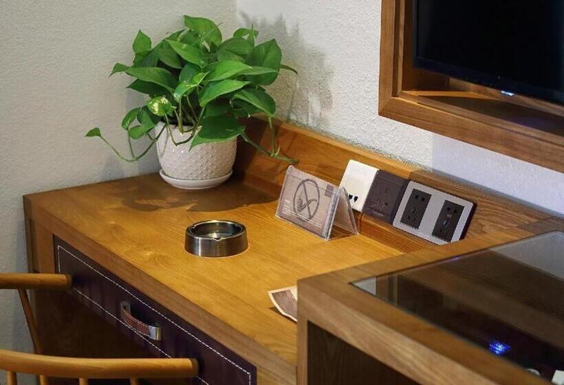 Hotelli James Joyce Coffetel·shenyang North Railway Station Shifu Square