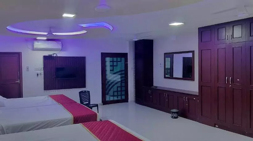 ホテル Riya Residency