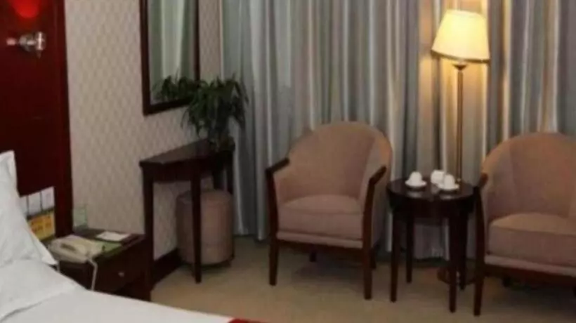 Hotelli Zhengzhou Airport