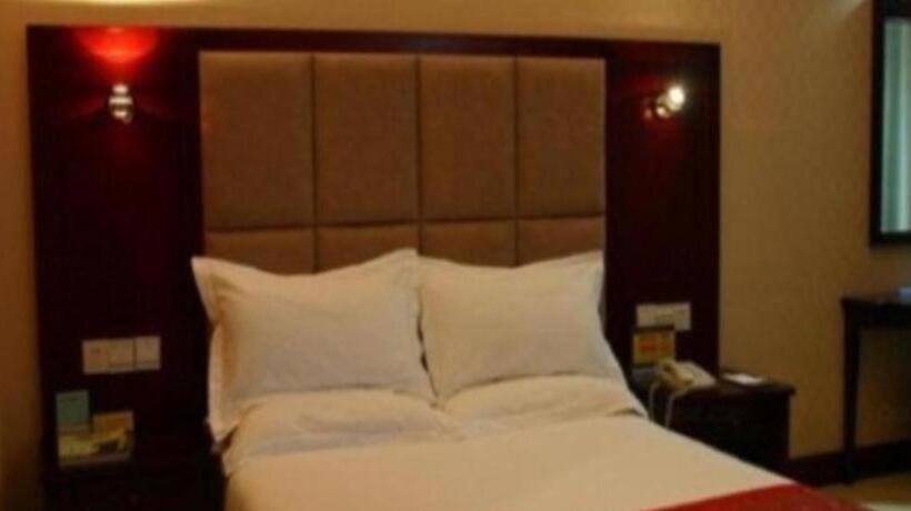 Otel Zhengzhou Airport