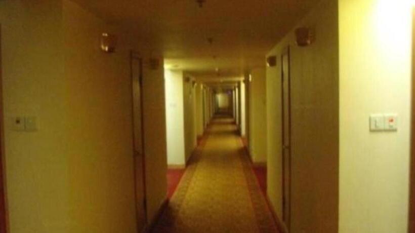 Otel Zhengzhou Airport