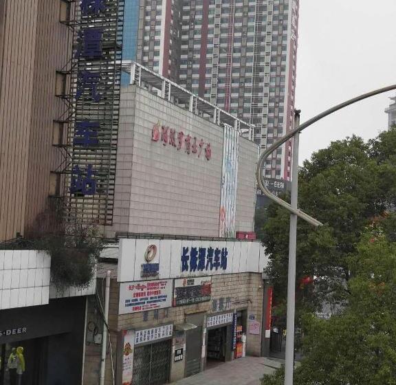 Iu Hotel Changsha Railway Station Branch