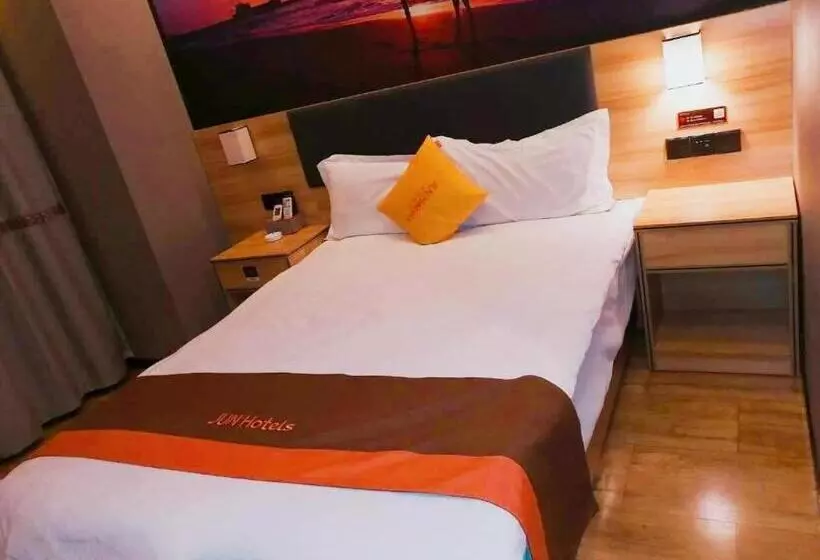 Jun Hotel Gansu Lanzhou Chengguan District Zhangye Road Walking Street
