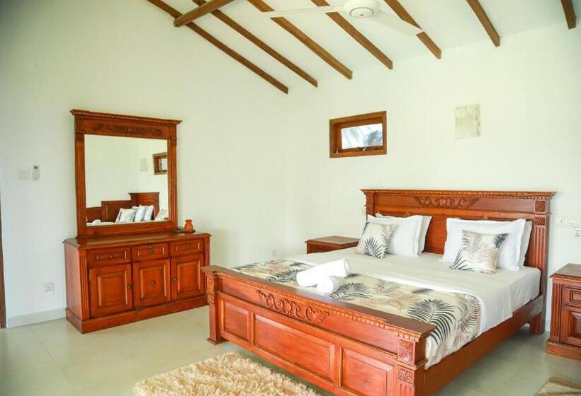 פנסיון Polhena Villa Hakmana